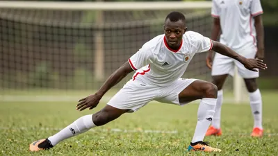 Le Camerounais Danny Namaso, recruté cet été, entend apporter son expérience pour que l'AJ Auxerre ne revive pas le...